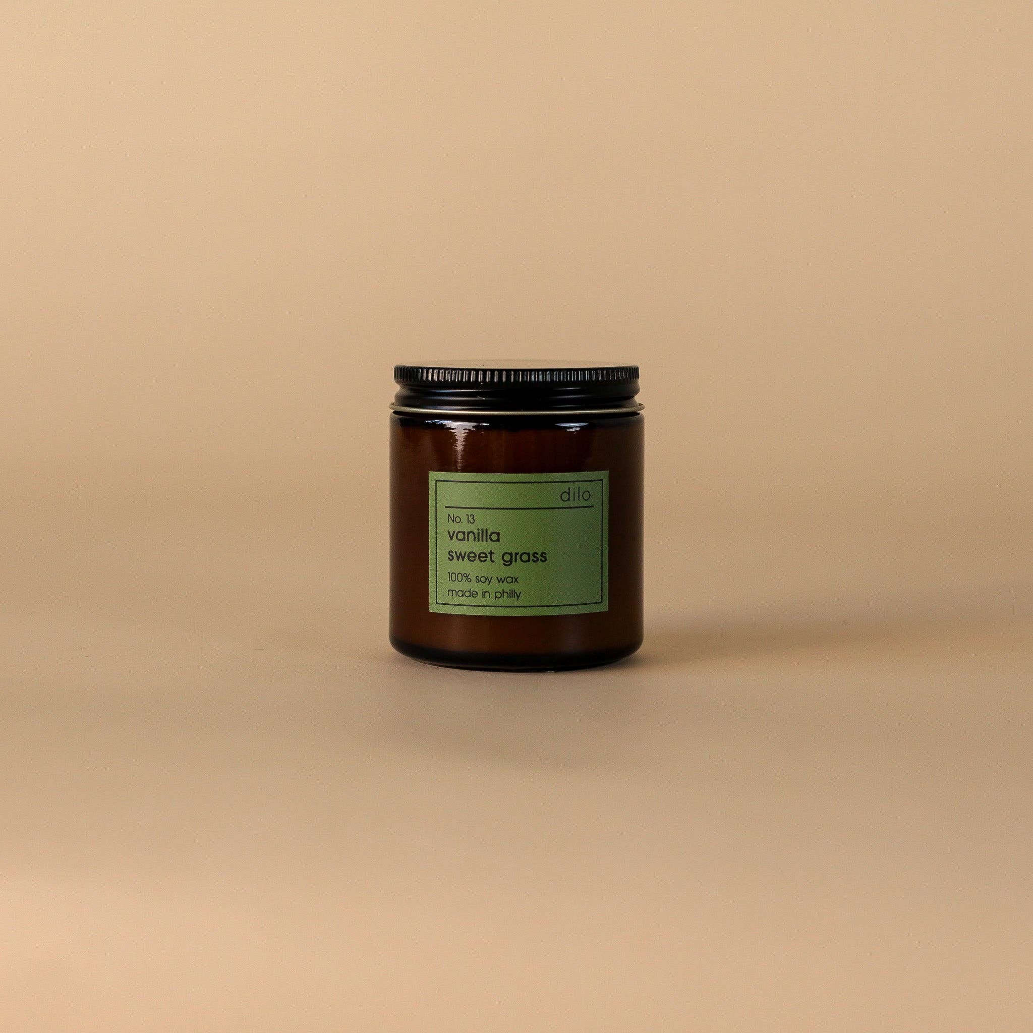 No. 13 Vanilla Sweet Grass Candle – 3.5 oz